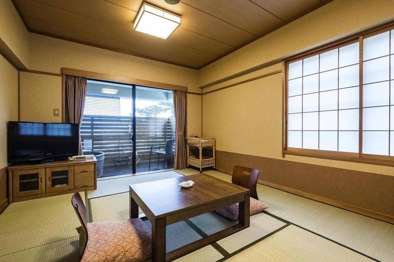 Hotel New Tomiyoshi Atami  Exterior foto